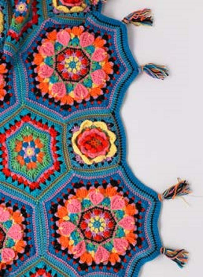 Casa Kahlo Blanket free pattern 2020